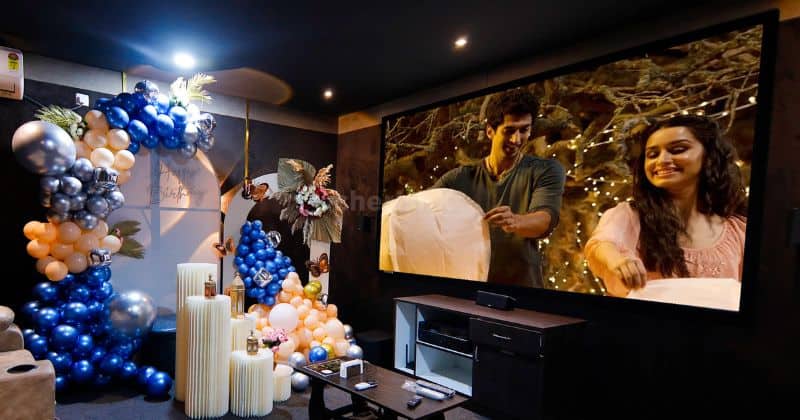 top 5 reasons to book a private theatre for your next movie night